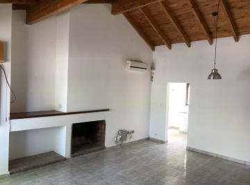 Casa de 3 ambientes, Cipolletti · L&m:alquila: Casa 2 Dorm., Cochera, Patio. B°j. Newery. Cipolletti