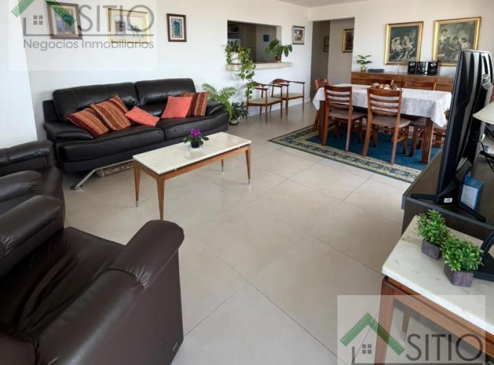 Departamento · 97m² · 4 Ambientes · 1 Cochera