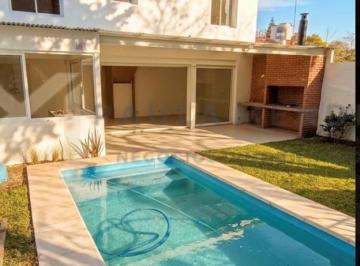 Casa · 135m² · 5 Ambientes · 1 Cochera · Casa Chalet en Venta en Boulogne, San Isidro, G. B. a. Zona Norte