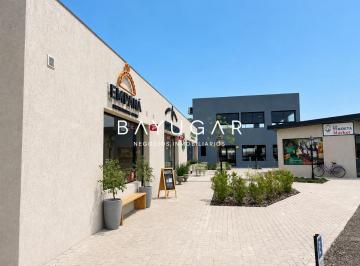 Local comercial · 33m² · 1 Ambiente · 5 Cocheras · Local Comercial en Alquiler - Cañada Plaza - Pilar