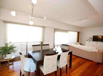 Departamento · 105m² · 5 Ambientes · 1 Cochera · Departamento 2 Dorm. y Cochera en Alquiler