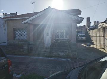 Casa · 300m² · Casa Para Demoler Barrio San Jose Lote de 10 X 30