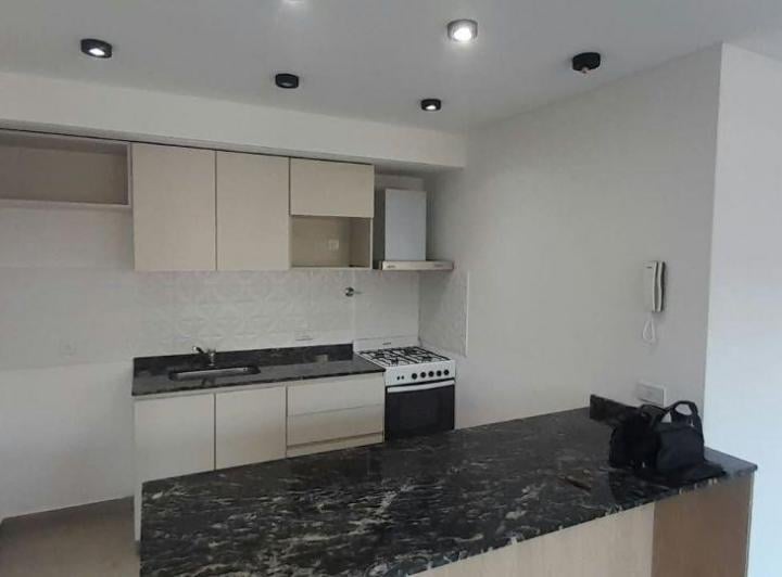 Departamento · 70m² · 3 Ambientes · 1 Cochera
