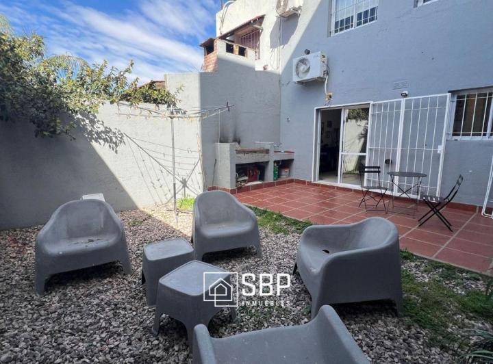 Casa · 120m² · 5 Ambientes · 1 Cochera