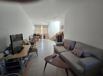 Departamento · 78m² · 3 Ambientes · 1 Cochera · Departamento Dúplex en Venta en Highland Park Cc, Pilar, G. B. a. Zona Norte