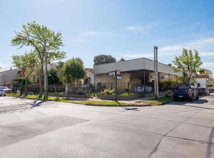 Terreno · 689m²