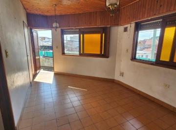 PH · 70m² · 3 Ambientes · Depto en Planta Alta en Venta Alvarez 1800 Bernal
