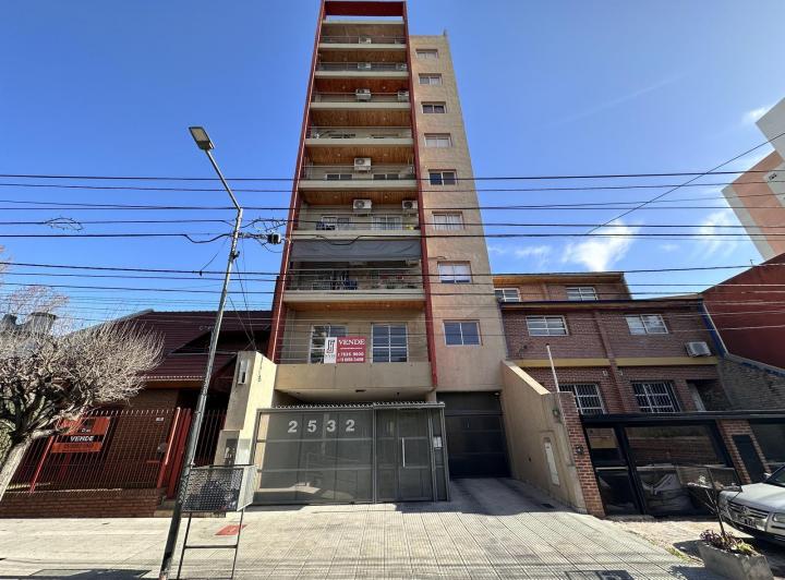Departamento · 75m² · 3 Ambientes · 1 Cochera