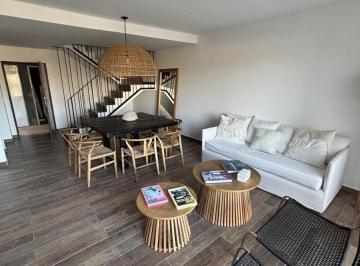 Departamento · 96m² · 3 Ambientes · Venta Departamento 3 Amb. con Jardin Pilar