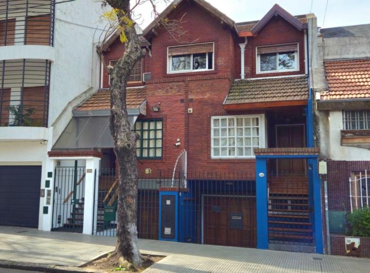 Casa · 180m² · 4 Ambientes · 1 Cochera