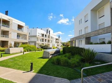 Departamento de 5 ambientes, Córdoba · Opotunidad en Pacifico Condo Valle Escondido Cordoba