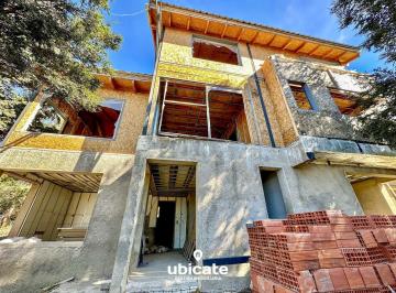 Casa · 287m² · 10 Ambientes · Casa con Vista a Terminar en Las Margaritas