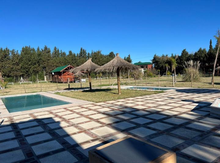 Casa · 64m² · 3 Ambientes · 3 Cocheras