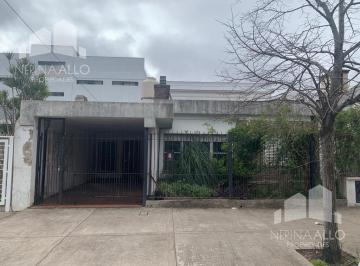 Casa · 160m² · 4 Ambientes · 1 Cochera · Alquiler Venta Casa en Ituzaingo Norte