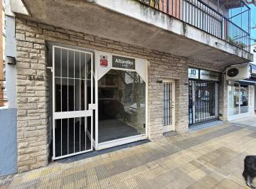 Local comercial · 30m² · 1 Ambiente · Excelente Local Comercial en El Centro de Martínez!