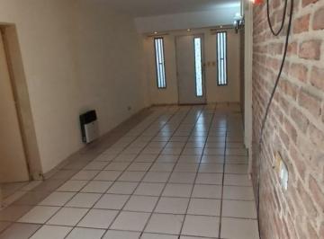 Casa de 1 ambiente, Rosario · Venta Casa Al Frente 3 Dorm.. baño. Patio