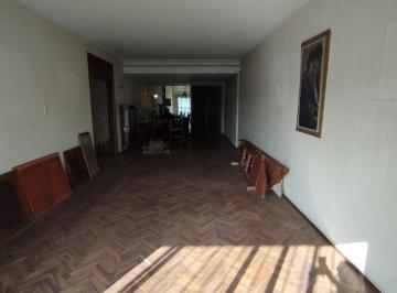 Departamento en Venta de 6 ambientes Caballito Sur · Semipiso de 174 m² Balcón! 5 Dorm. Gran Oportunidad! Todo Sol y Luz