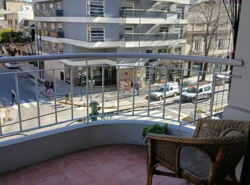 Departamento de 2 ambientes, Barracas · Semipiso 2 Ambientes Semi Amoblado Excelente Balcon a La Calle