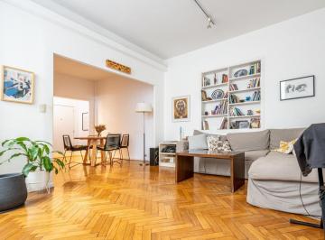 Departamento · 107m² · 4 Ambientes · Categoría. Luminoso. 3 Dorm. con Dependencias. Baño y Toilette. en Muy Buen Estado. Recoleta
