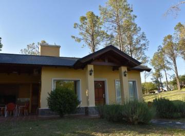 Casa de 4 ambientes, Santa Rosa de Calamuchita · Casa de Campo en Barrio Cerrado Posta Carreta, Calamuchta