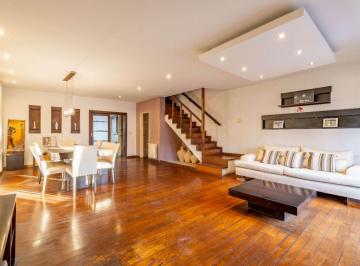 Casa · 210m² · 4 Ambientes · 2 Cocheras · Venta Duplex 4 Ambientes Villa Bosch