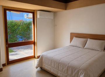 Casa · 133m² · 4 Ambientes · 2 Cocheras · Casa Nautico Escobar C/pileta Expensas Incluidas!