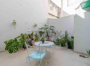 Departamento · 79m² · 3 Ambientes · Venta PH Reciclado 3 Amb Patio Toilette Caballito