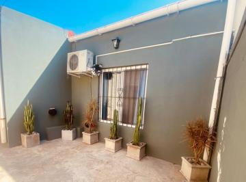 Casa · 42m² · 3 Ambientes · PH en Venta en Los Hornos