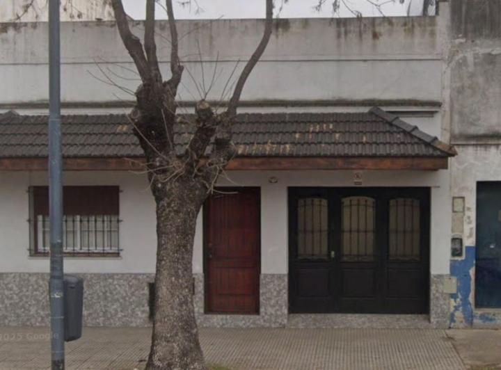 Casa · 100m² · 3 Ambientes · 2 Cocheras