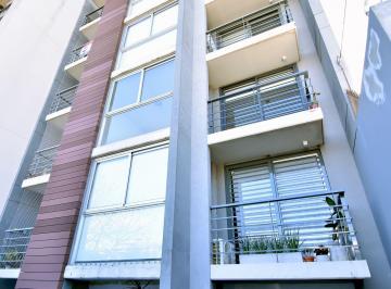 Departamento · 40m² · 2 Ambientes · Venta Dpto 2 Ambs Castelar Frente Balcon
