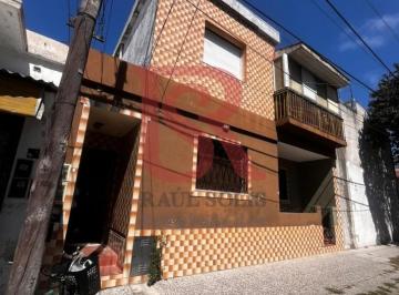 PH · 80m² · 3 Ambientes · Gz - Casa Tipo PH Tres Ambienes Super Amplia con Patio Privado