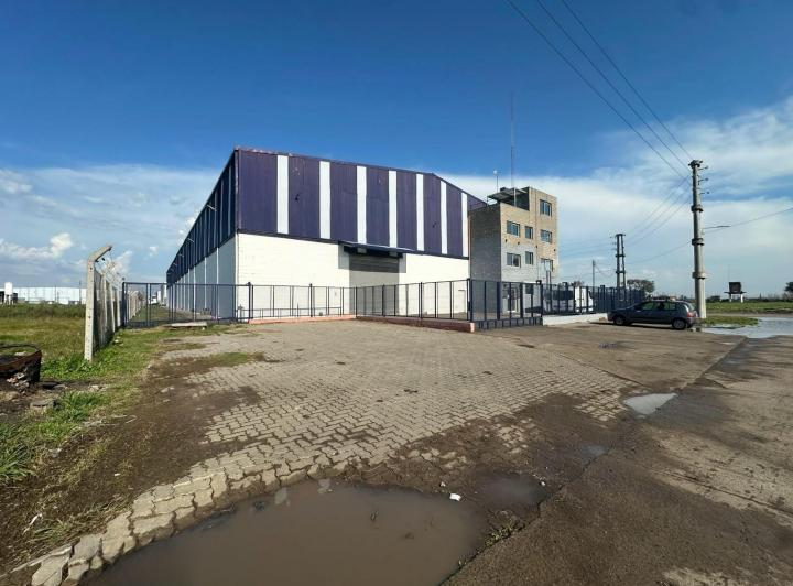 Bodega-Galpón · 1500m²