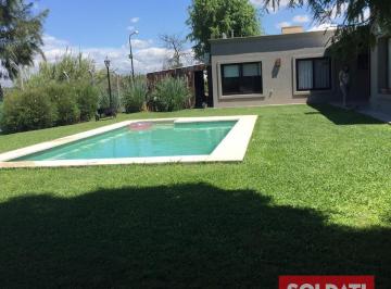 Casa · 180m² · 5 Ambientes · 2 Cocheras · Casa Para Alquiler de Verano en Bella Vista - Enero - Barrio Cerrado Bella Vista Chico