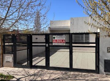 Casa de 4 ambientes, Cipolletti · Dúplex en Alquiler – 3 Dorm. – B° Rincon Lindo Cipolletti