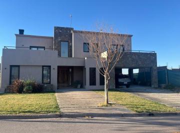 POM-POM-75_2 · Venta de Casa 4 Dorm. Mendoza Norte Country Club, Las Heras