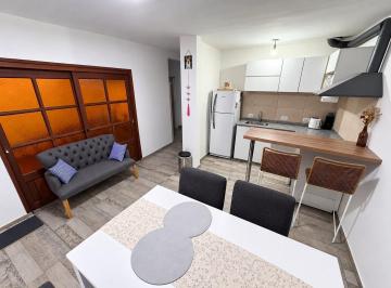 Casa · 58m² · 3 Ambientes · 1 Cochera · Alquiler - Casa Tres Ambientes C/cochera - S. A. de Padua