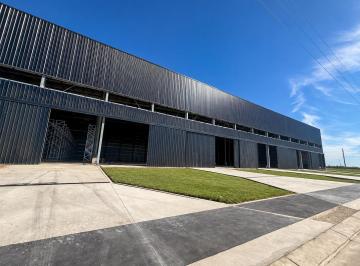 Bodega-Galpón · 4400m² · Alquiler Nave Logística en Parque Industrial Sobre Autopista Rosario - Córdoba