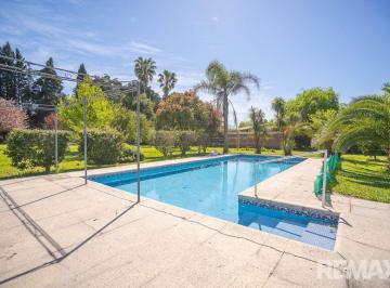 Casa · 160m² · 4 Ambientes · 1 Cochera · Venta Casa 4 Ambientes Pileta en Comarca del Sol