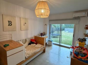 Casa · 140m² · 5 Ambientes · Casa en Venta en Bela Vista Ruta E53. Apto Credito