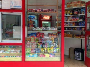 Local comercial , Núñez · Local en Alquiler, Kiosco en Esquina Estratégica del Barrio de Nuñez.