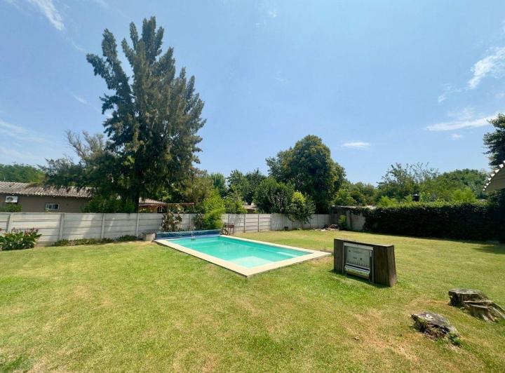 Casa · 156m² · 3 Ambientes · 3 Cocheras