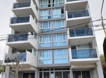 Departamento de 2 ambientes, Neuquén · En Alquiler Oct 26 Depto 1 Dormitorio C Cochera Calle Pinar 132 Neuquen