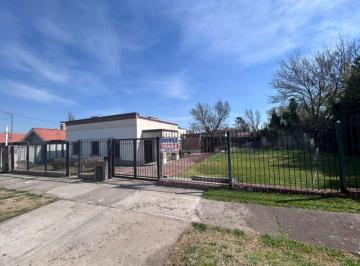 Casa de 6 ambientes, Bahía Blanca · Casa en Venta en Barrio Palihue