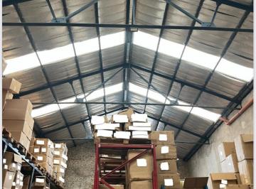 Bodega-Galpón · 350m² · 1 Ambiente · Deposito con Entrada y Local - 350 m - Trelles 1500