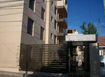 Departamento de 1 ambiente, Córdoba · Alquiler Dpto. 1 Dorm Lomas de San Martín con Patio