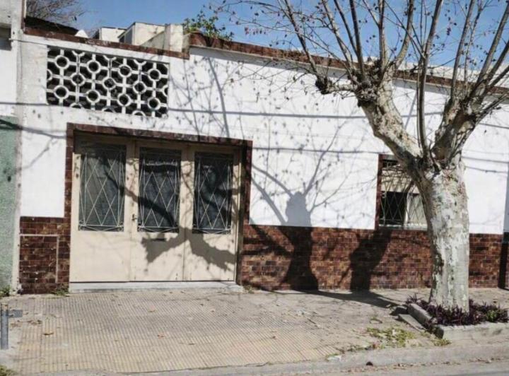 Casa · 82m² · 3 Ambientes · 1 Cochera
