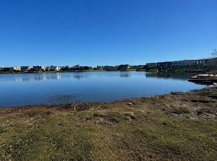 Terreno · 638m²