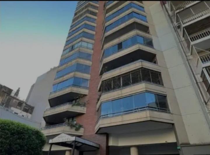 Departamento · 140m² · 4 Ambientes · 1 Cochera