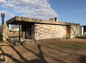 Casa · 125m² · 2 Dormitorios · 2 Cocheras · Venta, Casa en Praderas de San Lorenzo