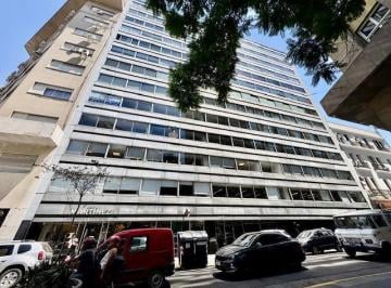 Oficina comercial · 370m² · 2 Ambientes · 3 Cocheras · Oficina en Centro (Capital Federal)